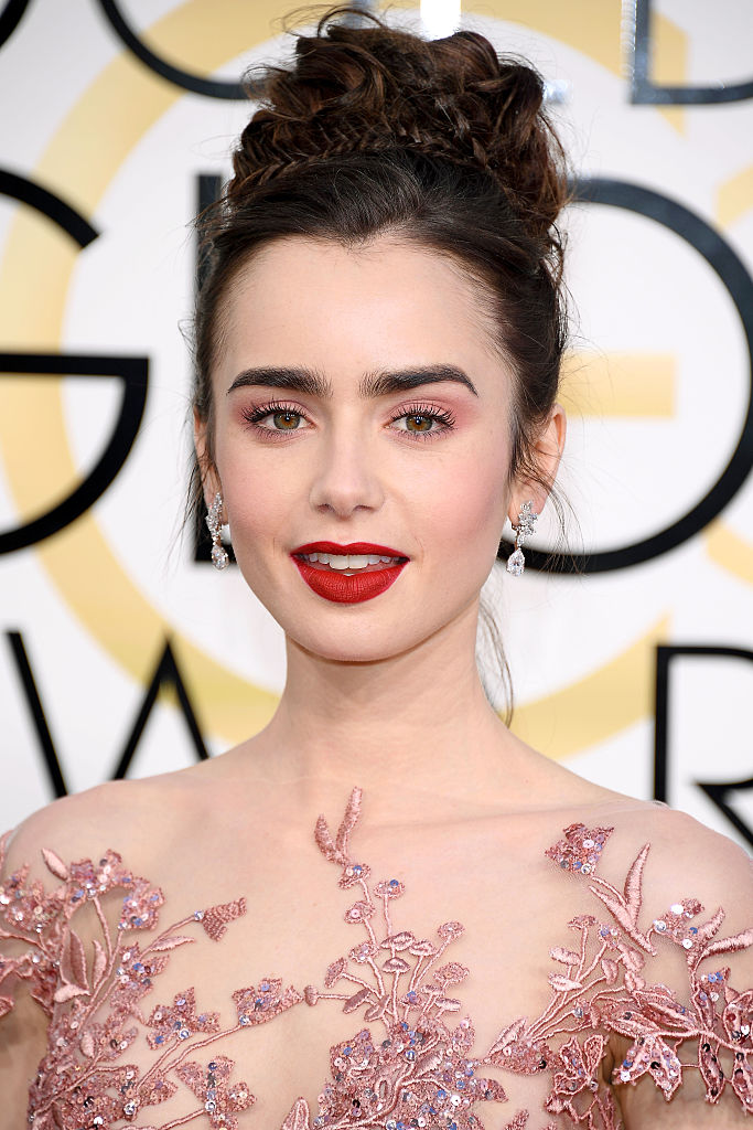Get the Look – Lily Collins at the Golden Globes