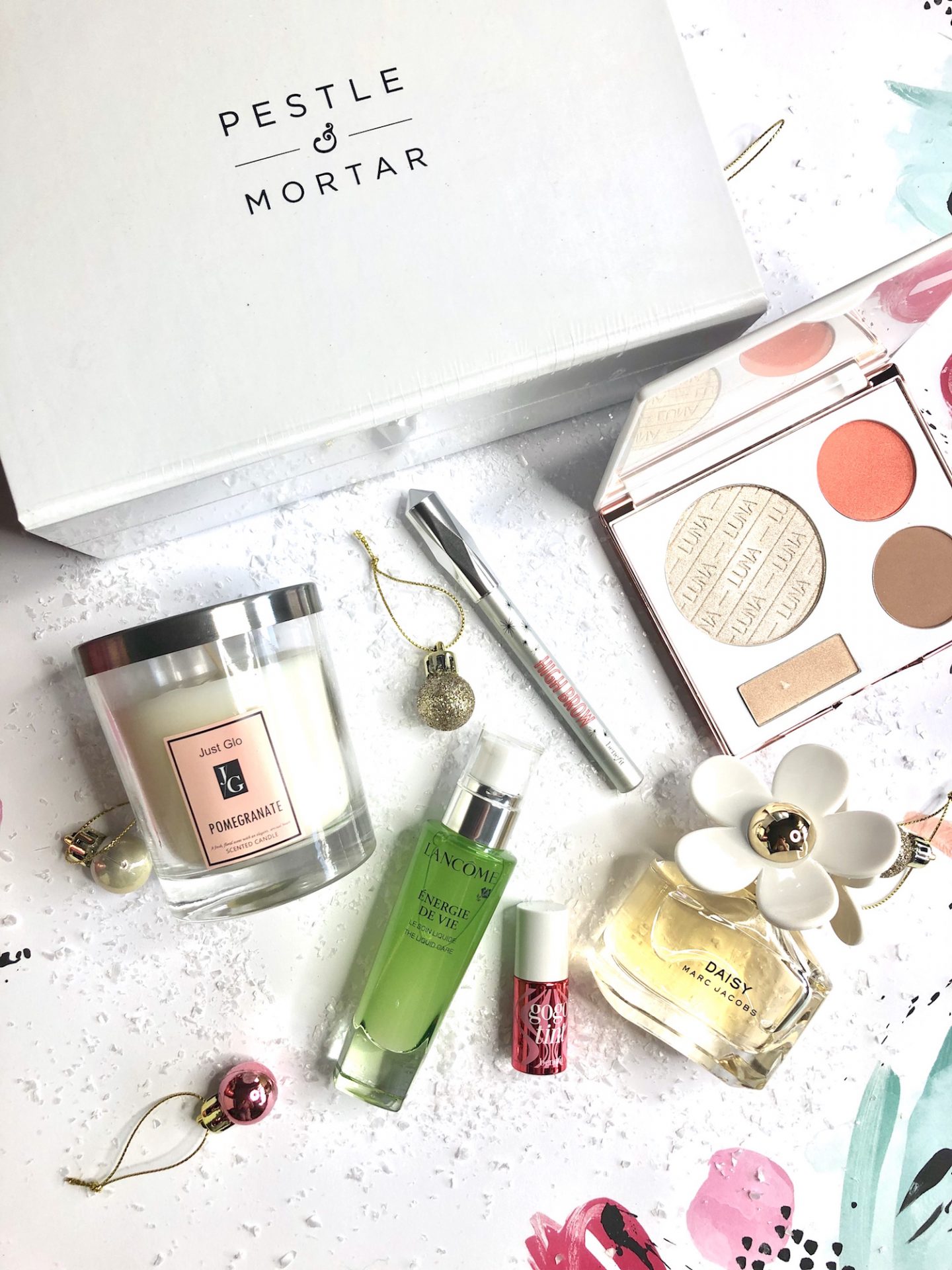 Gift Guide: For The Beauty Lover